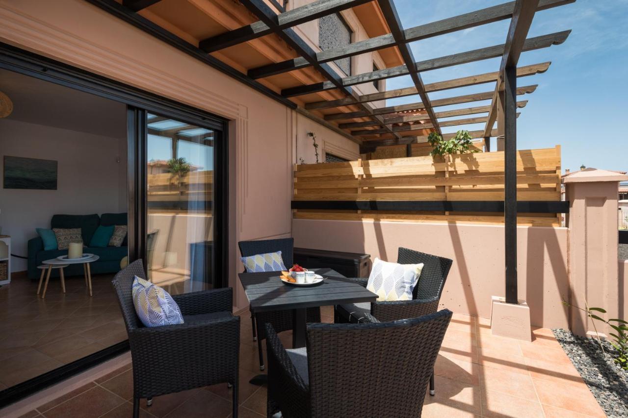 Home2Book Charming Casa Tara Lajares Bagian luar foto