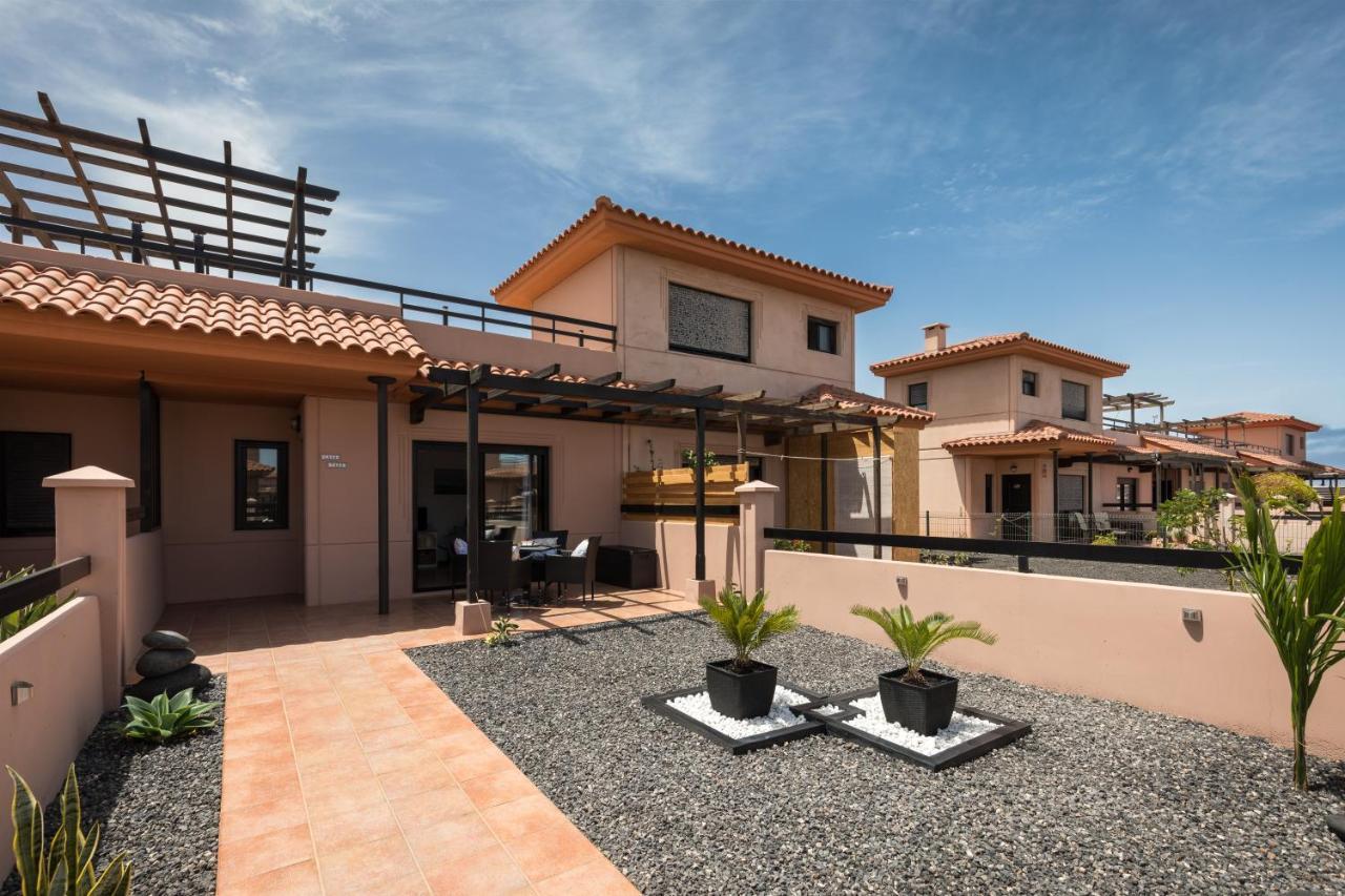 Home2Book Charming Casa Tara Lajares Bagian luar foto