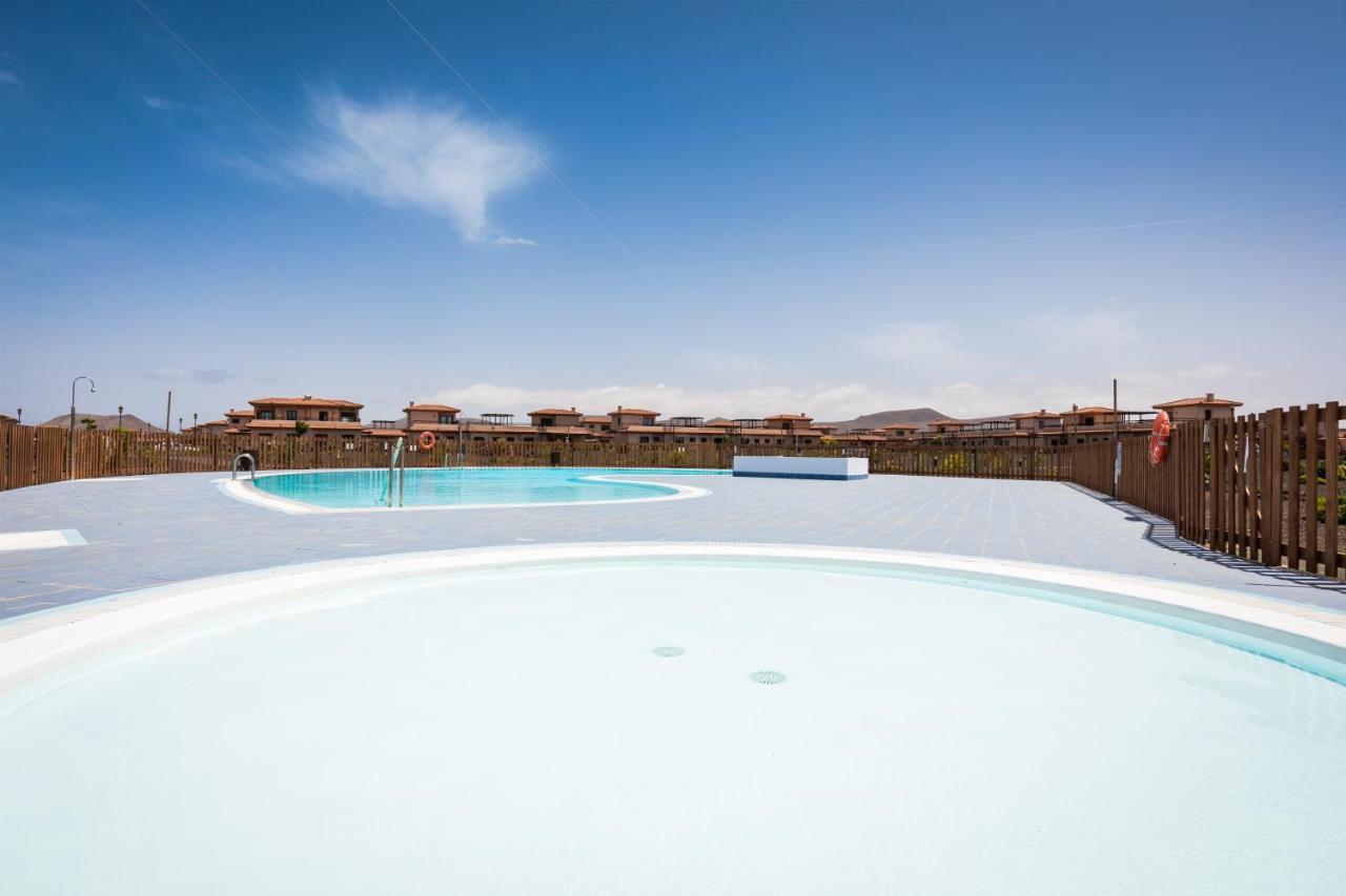 Home2Book Charming Casa Tara Lajares Bagian luar foto